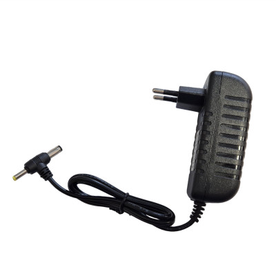 Захранващ Адаптер 12V / 2A с два стандарта 5,5х2,5 и 3,5х1,35