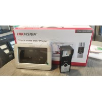 Видеодомофон Hikvision DS-KIS204