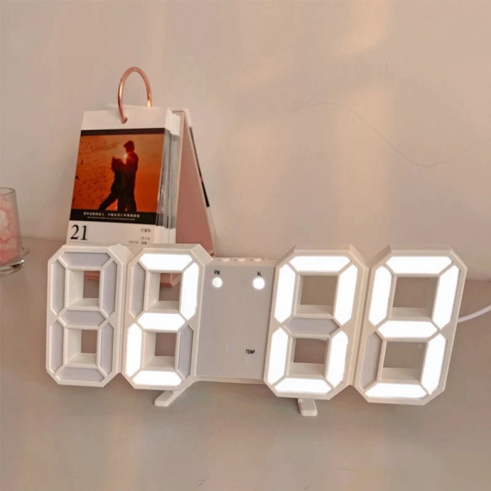 3D Часовник и термометър